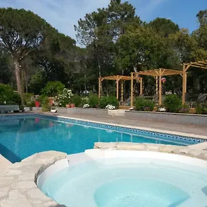 Les Les Mayombes Roquebrune-sur Argens